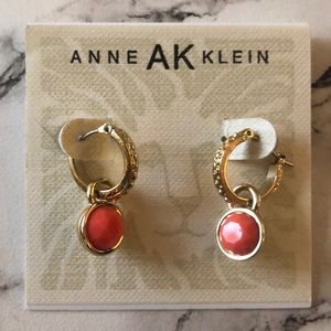 Anne Klein peach colored earrings